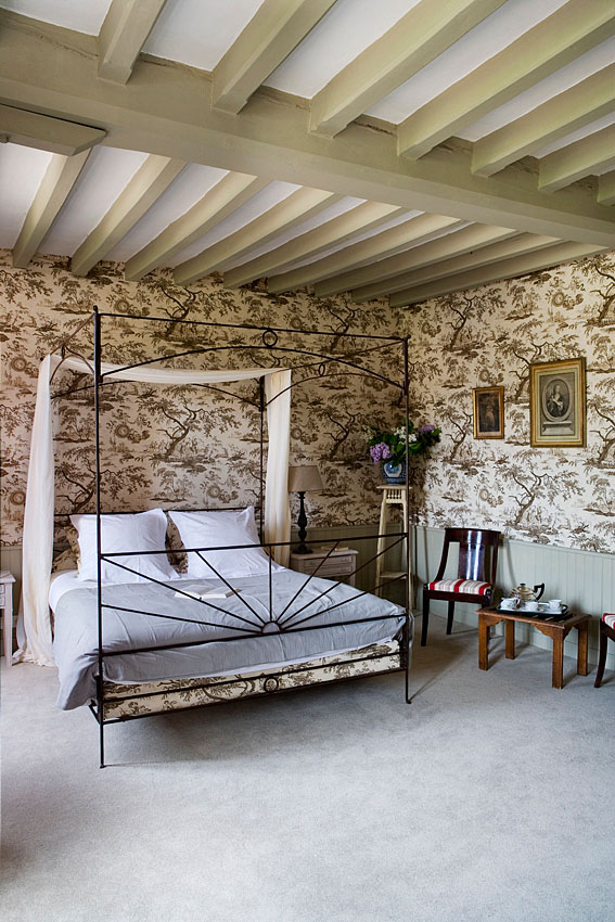 Chambre blanche 2 personnes  23 m2