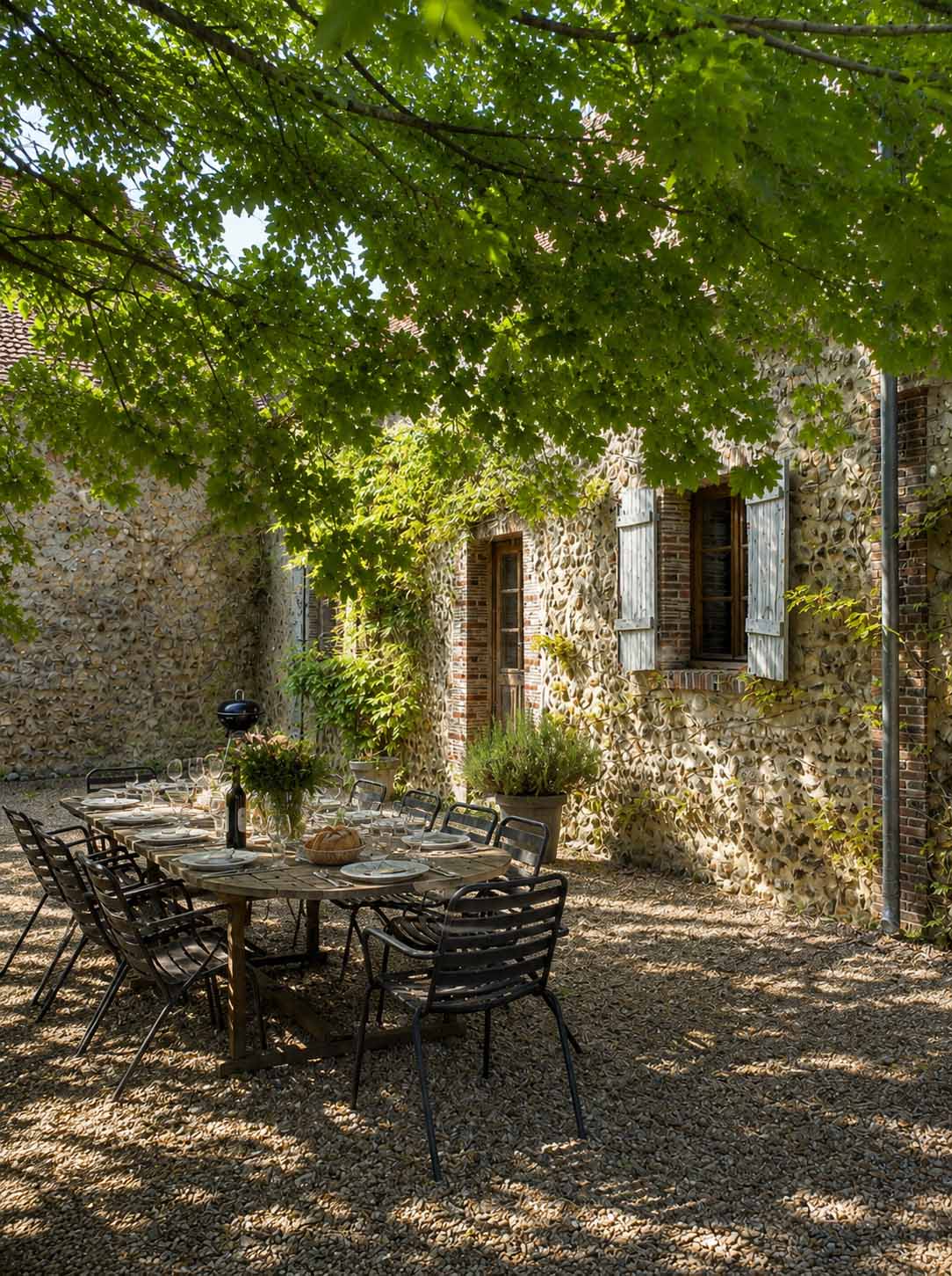 Travailler, dîner, dormir, recommencer le lendemain
